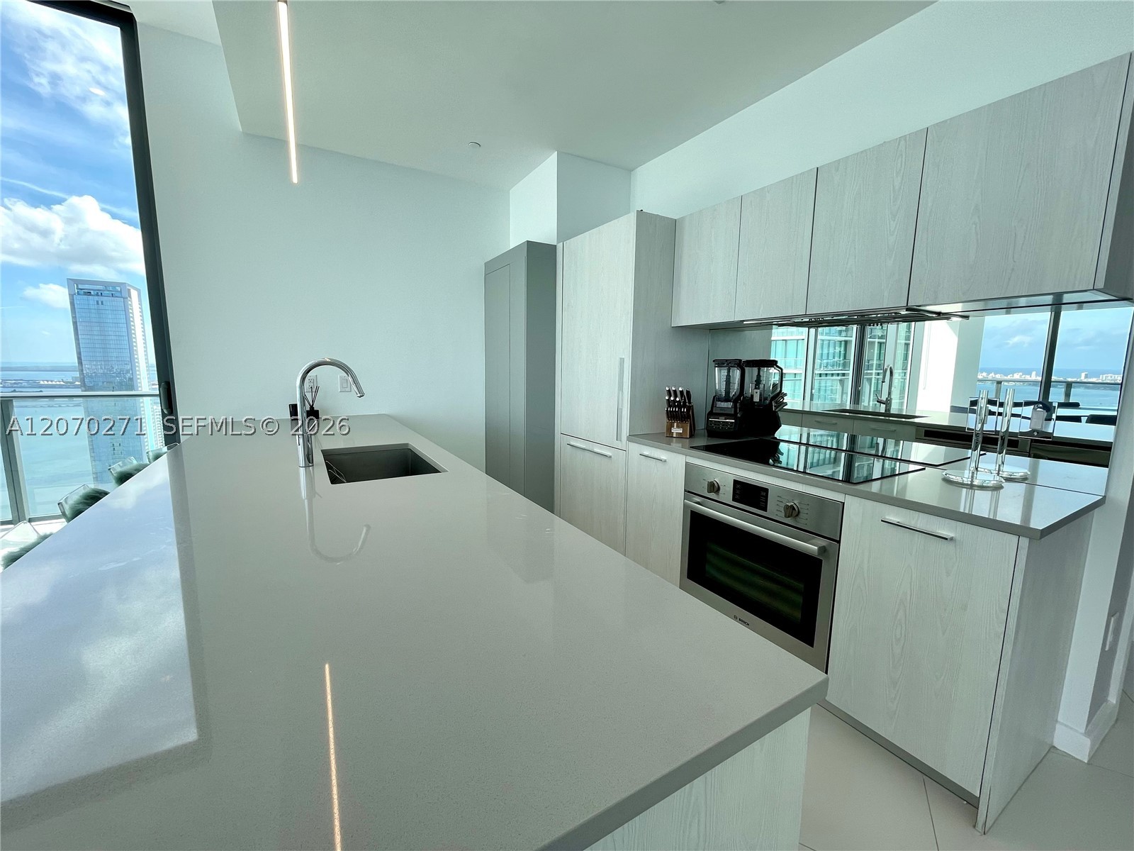 501 NE 31st St #PH4403, Miami FL 33137