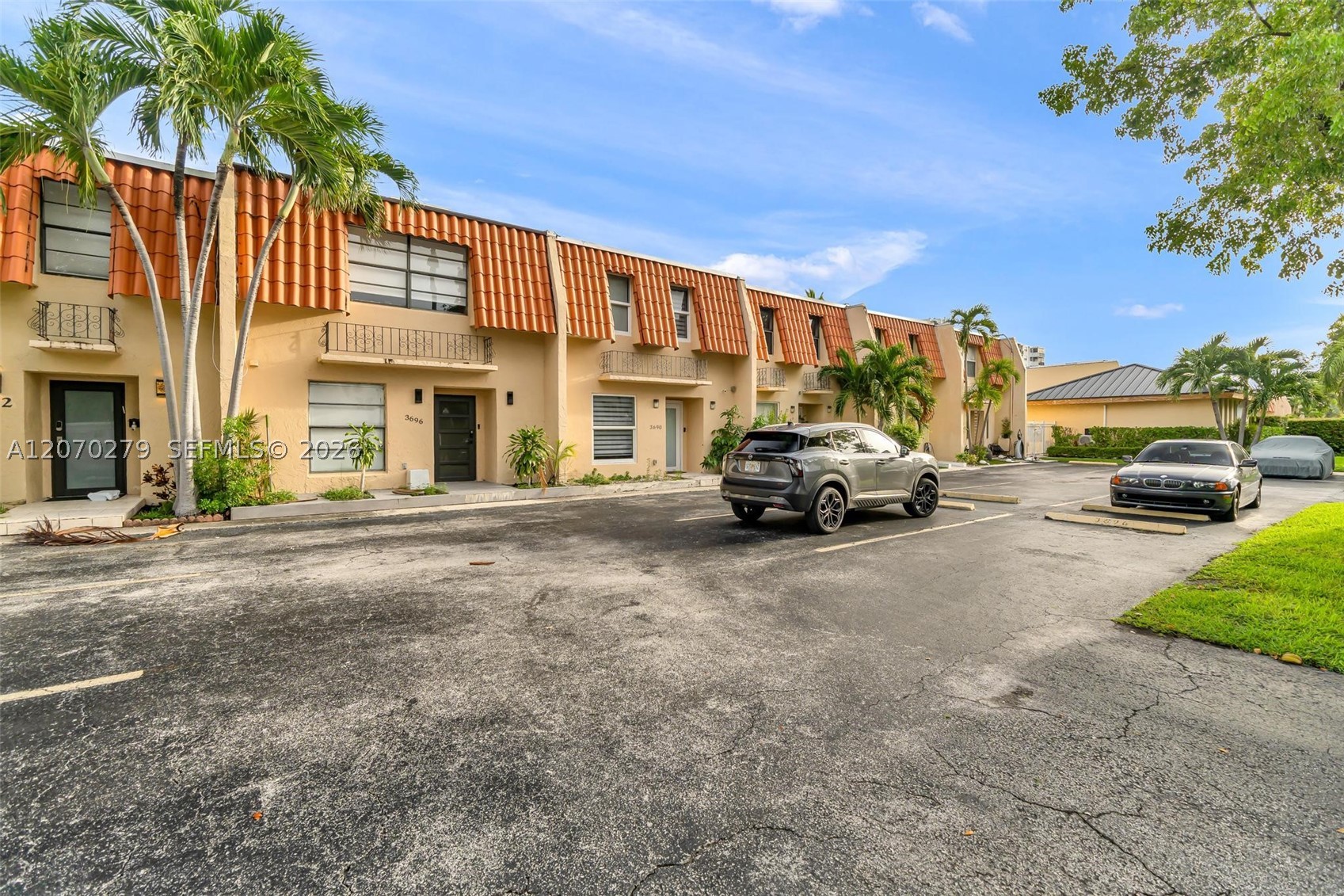 3690 NE 167th St #34, North Miami Beach FL 33160