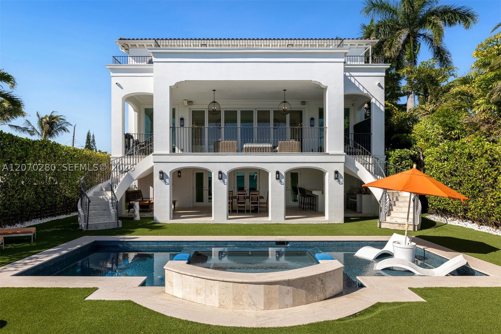 1460 S Treasure Dr, North Bay Village FL 33141