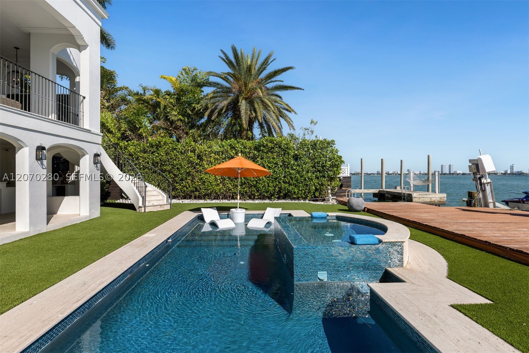 1460 S Treasure Dr, North Bay Village FL 33141