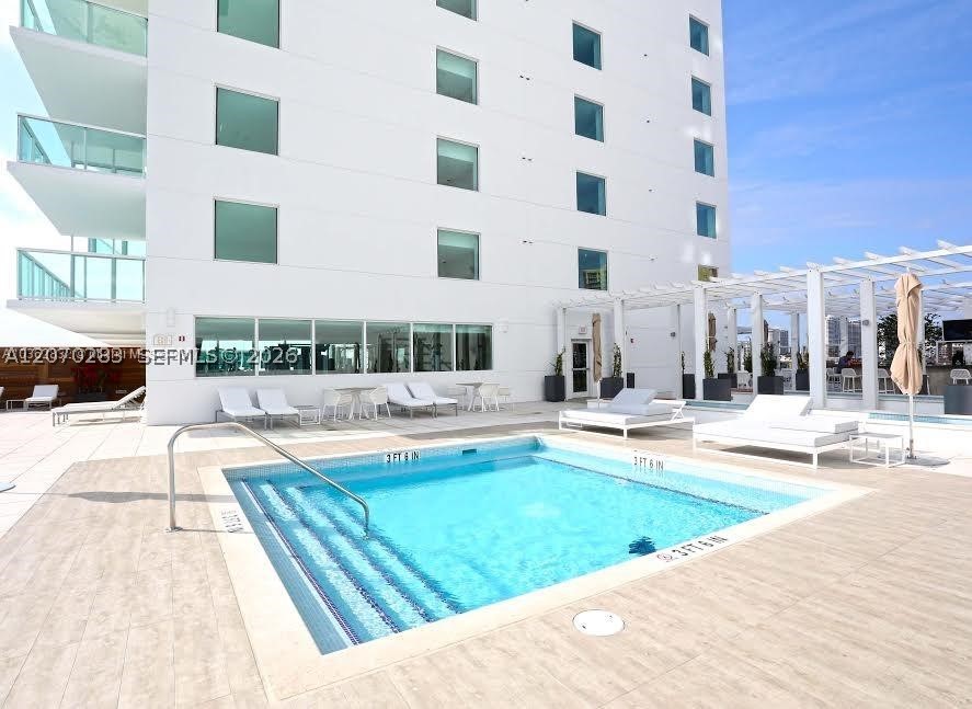 400 Sunny Isles Blvd #806, Sunny Isles Beach FL 33160