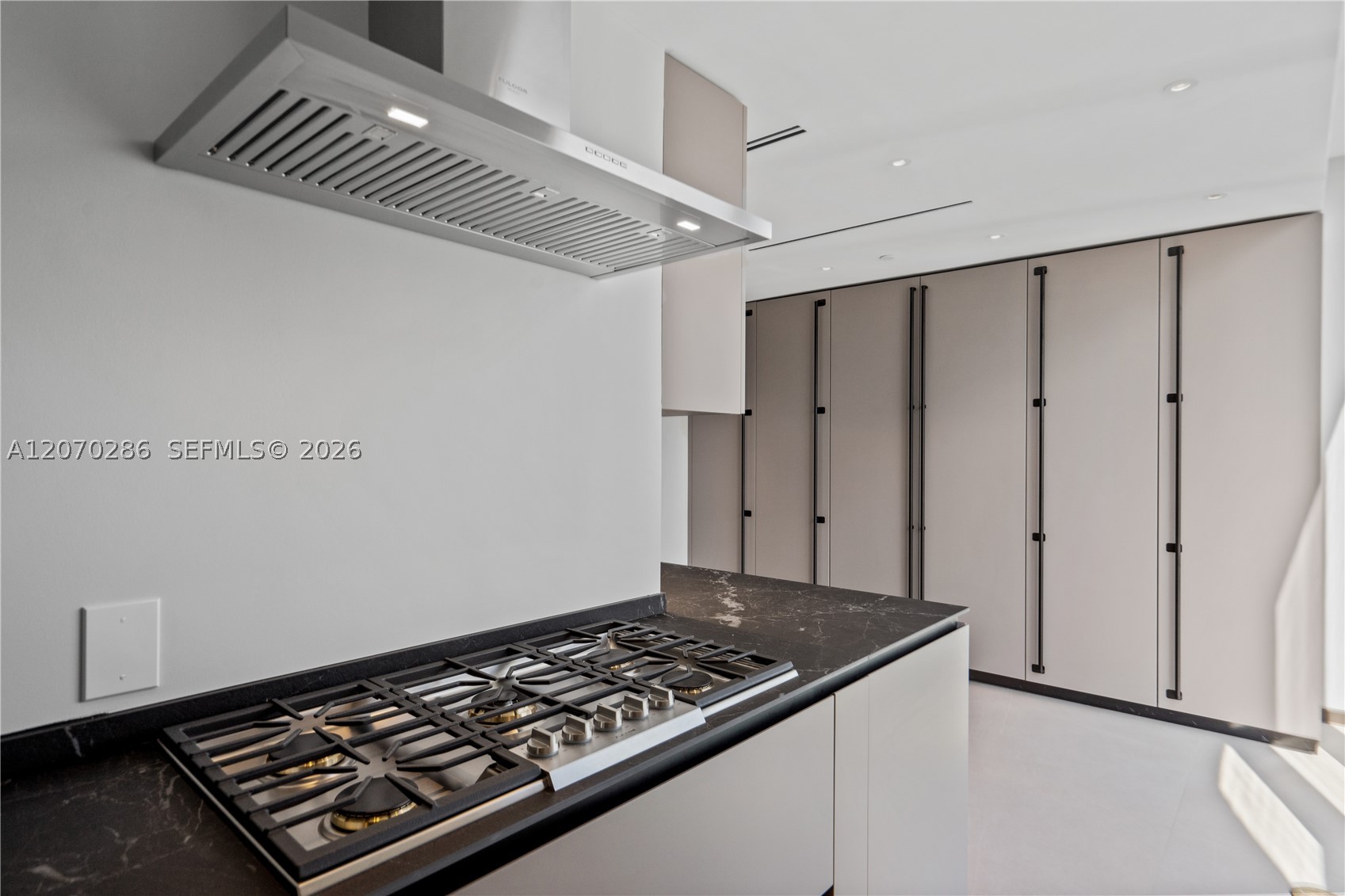 788 NE 23rd St #1801, Miami FL 33137