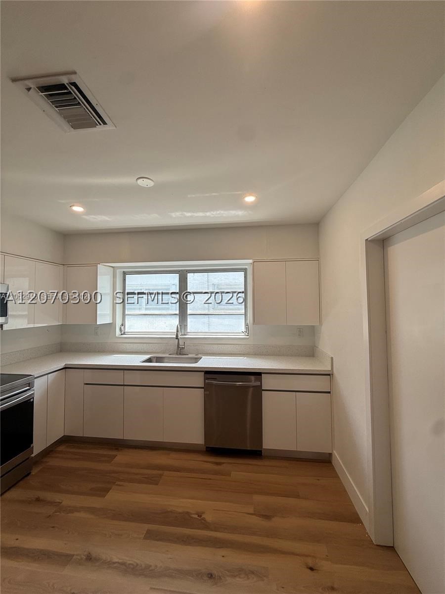 1532 Trillo Ave, Coral Gables FL 33146