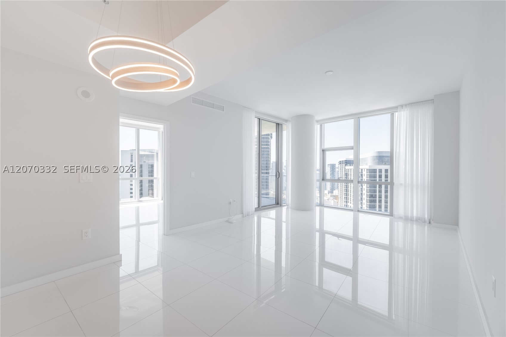 851 NE 1st Ave #3911, Miami FL 33132