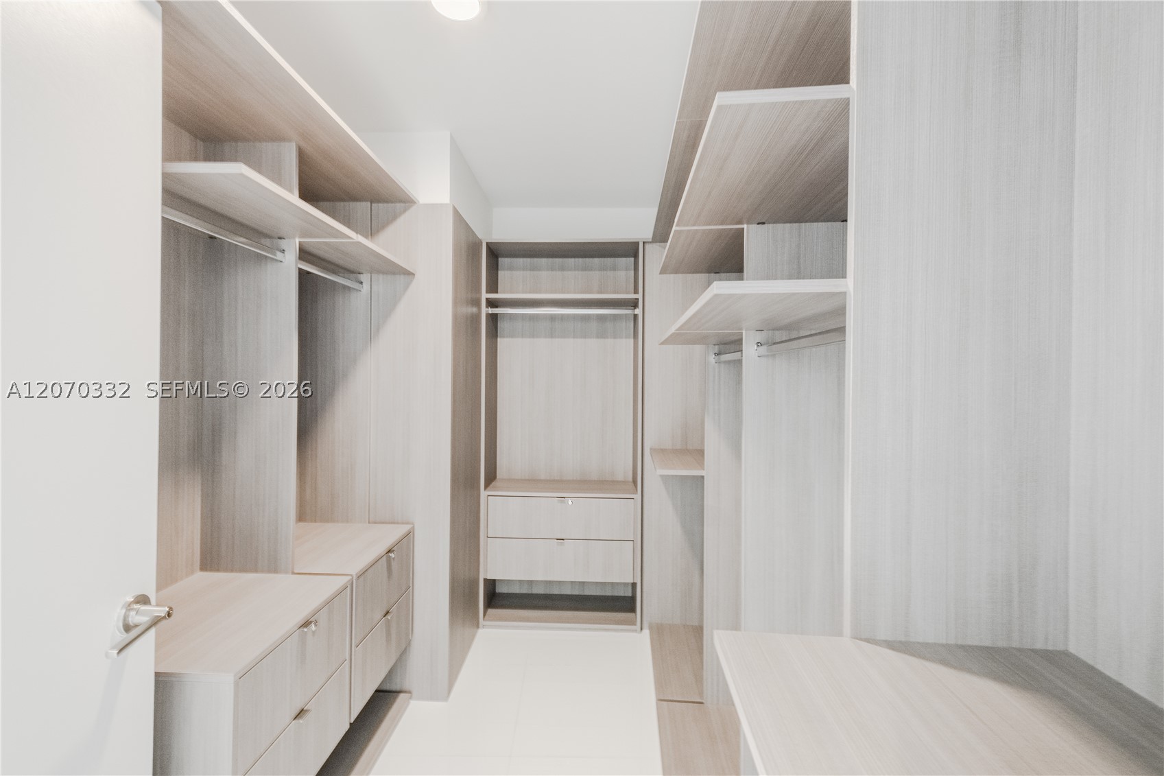 851 NE 1st Ave #3911, Miami FL 33132