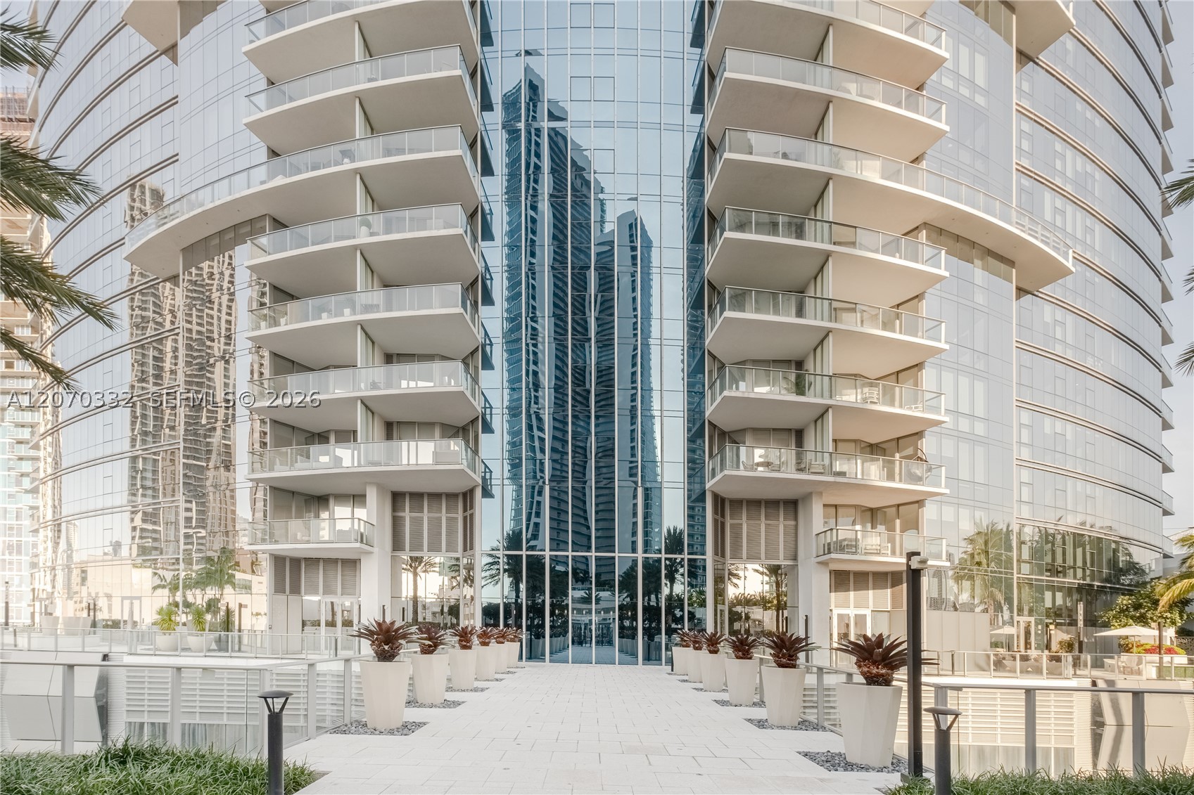 851 NE 1st Ave #3911, Miami FL 33132