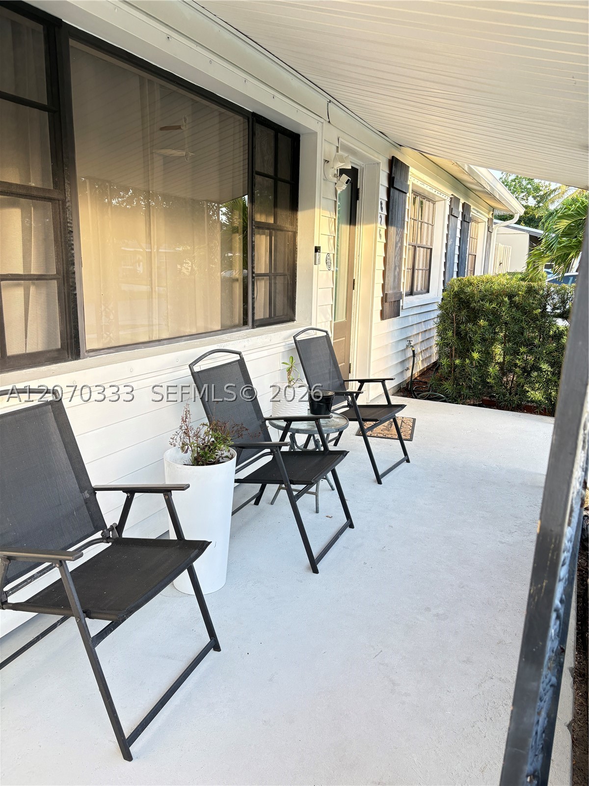 826 Cochran Dr, Lake Worth FL 33461