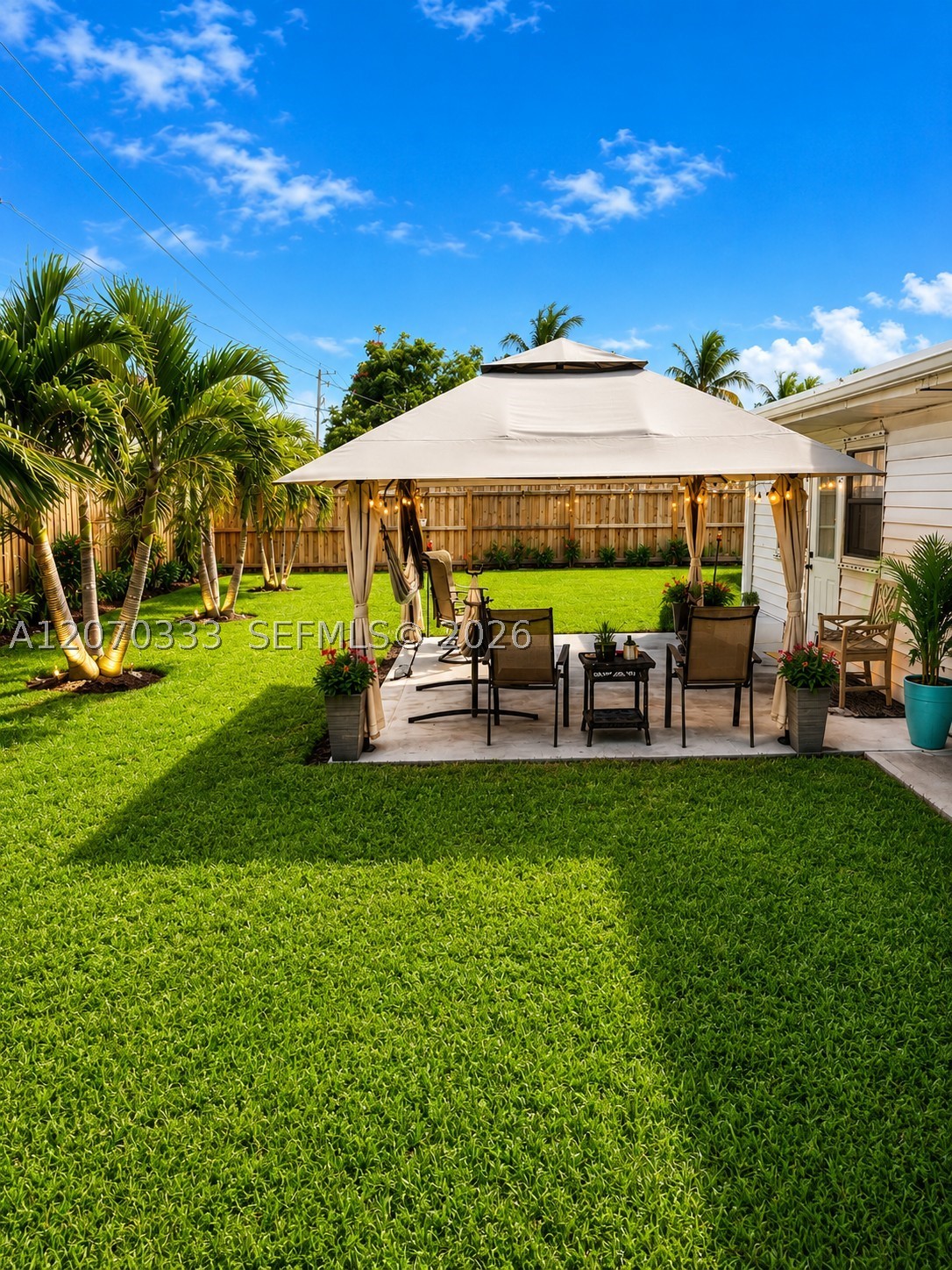 826 Cochran Dr, Lake Worth FL 33461