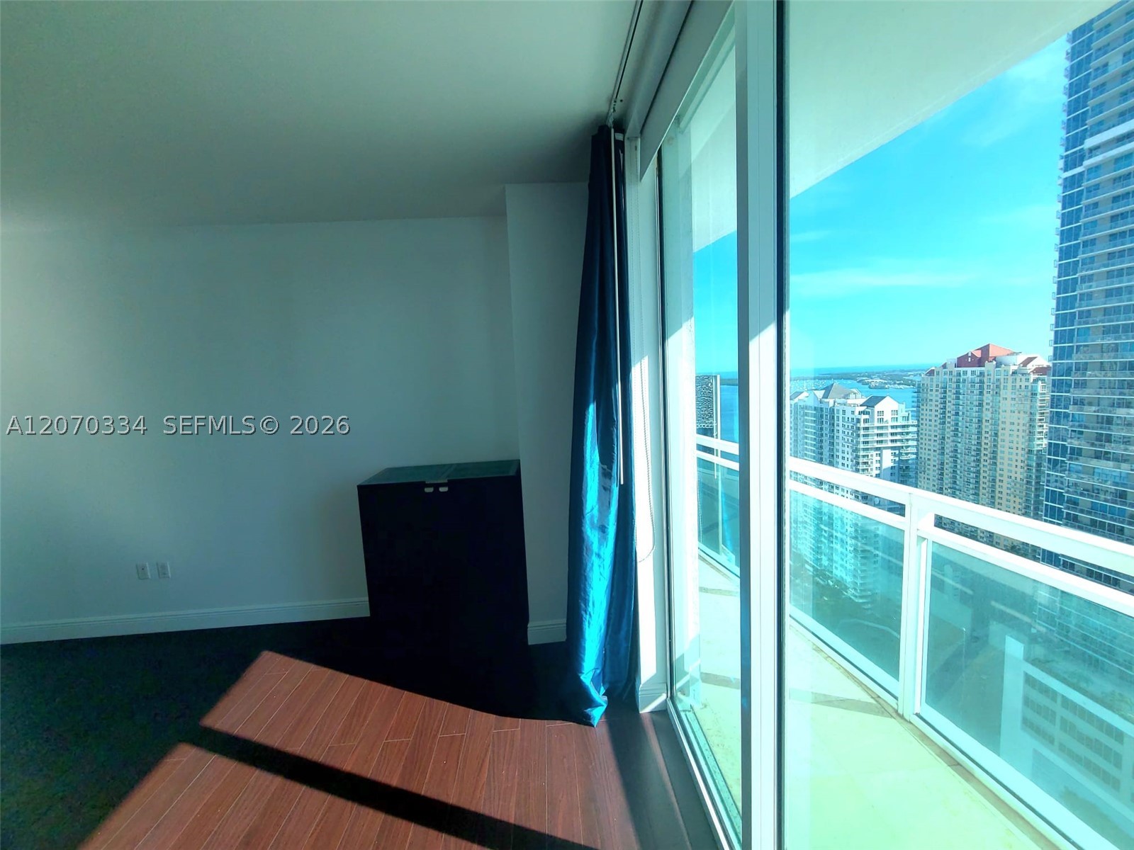 951 BRICKELL AVE #3710, Miami FL 33131