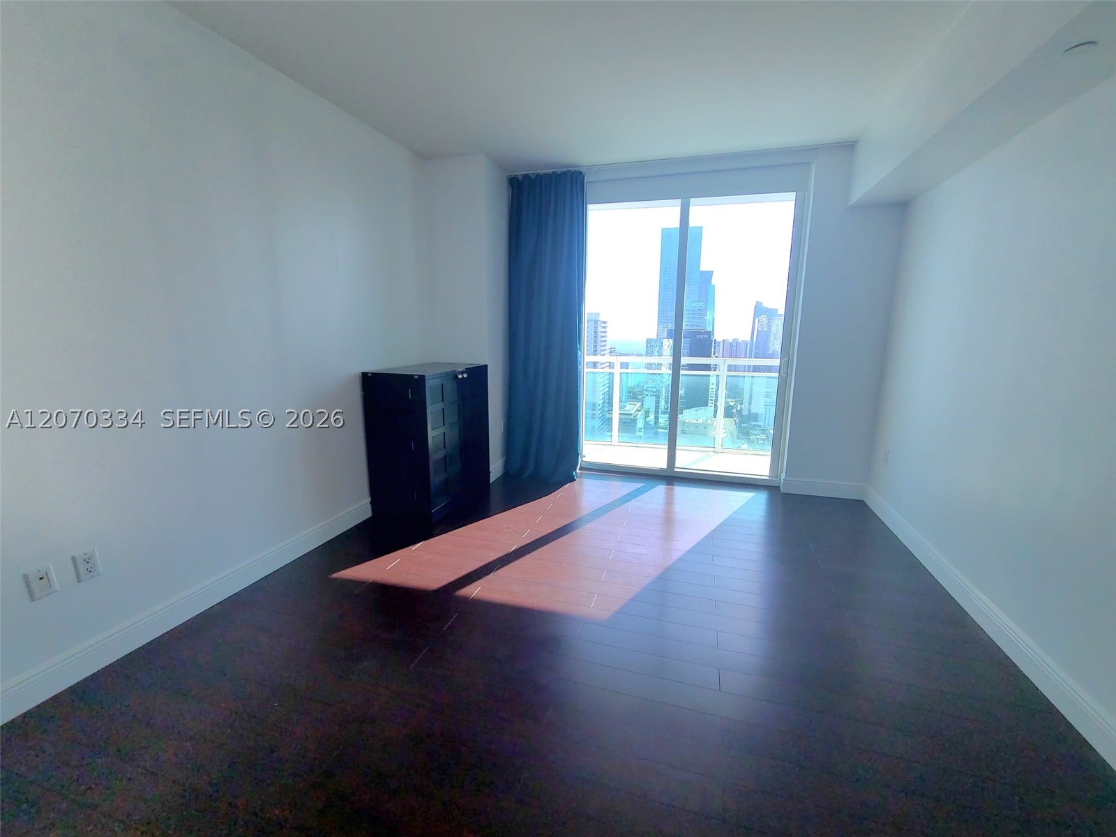 951 BRICKELL AVE #3710, Miami FL 33131