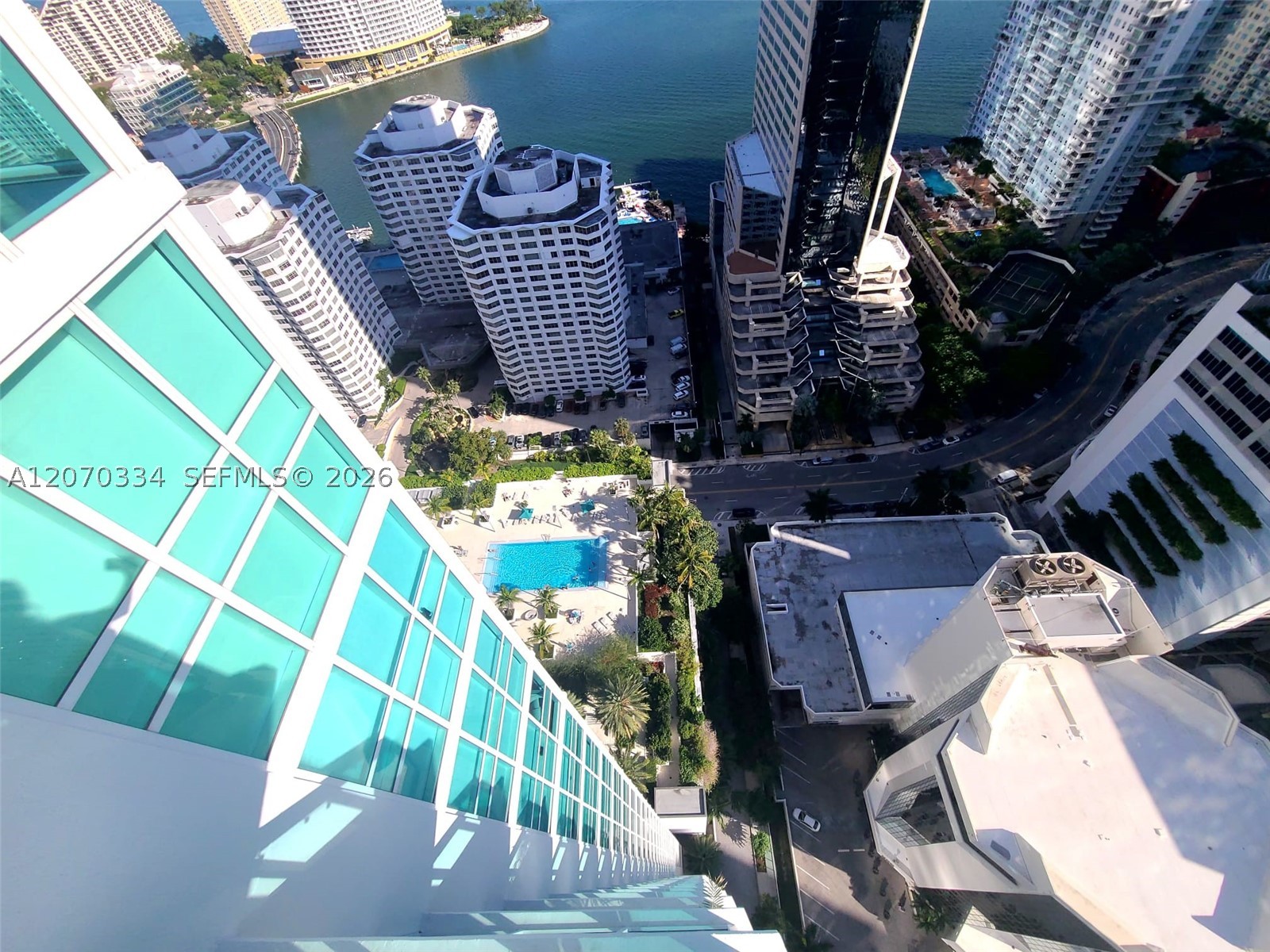 951 BRICKELL AVE #3710, Miami FL 33131