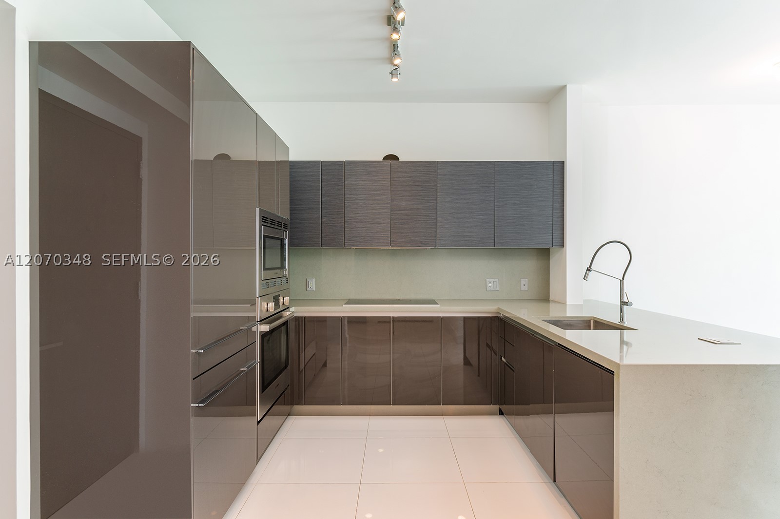 1080 Brickell Ave #3207, Miami FL 33131