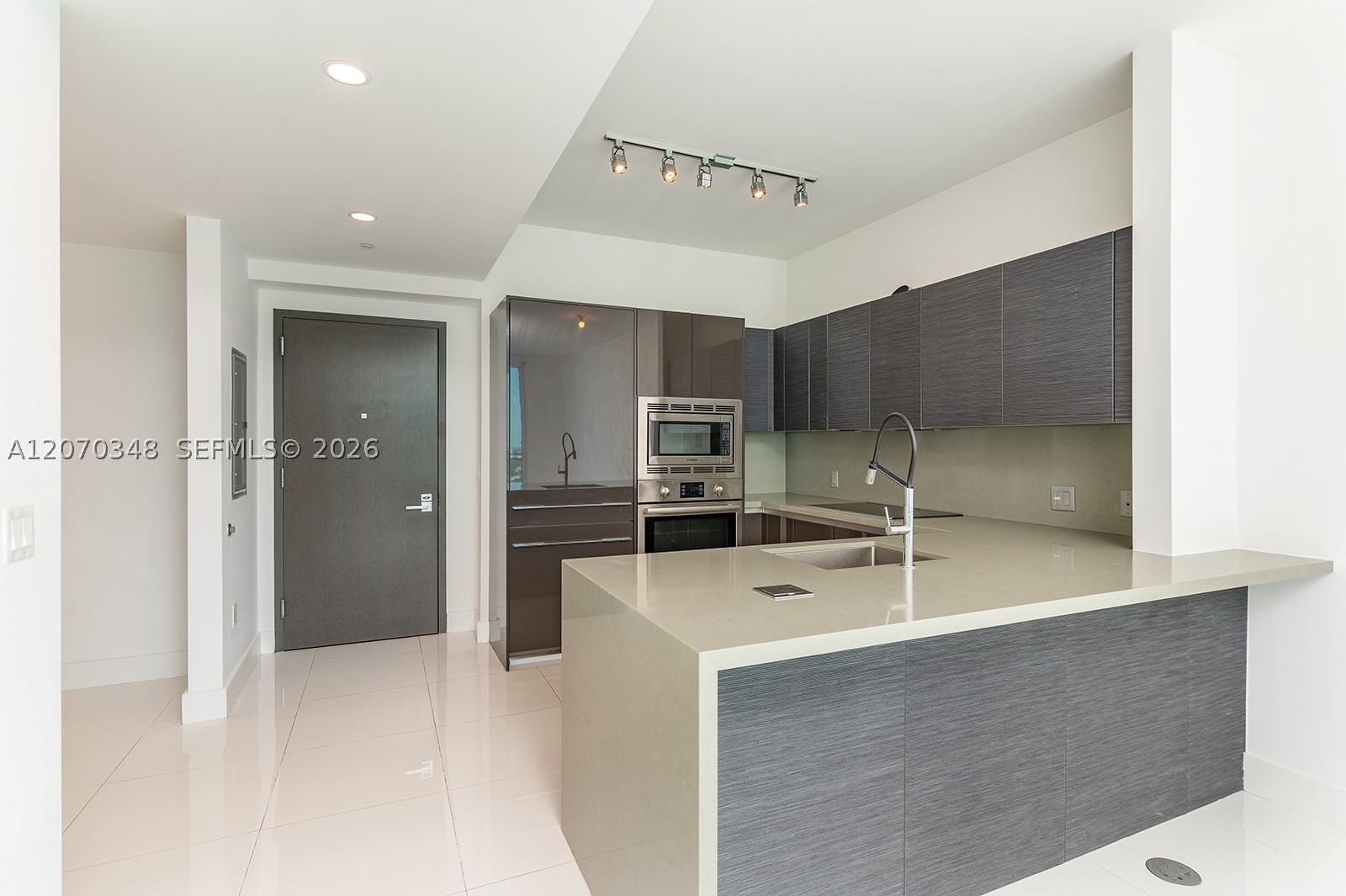 1080 Brickell Ave #3207, Miami FL 33131