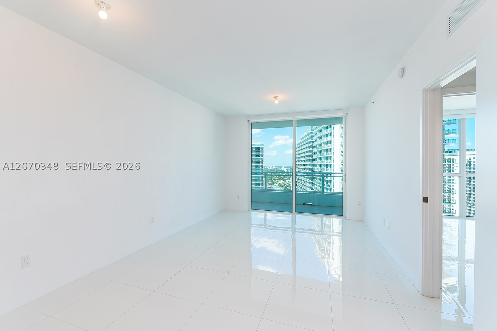 1080 Brickell Ave #3207, Miami FL 33131