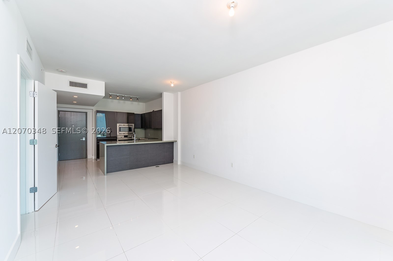 1080 Brickell Ave #3207, Miami FL 33131