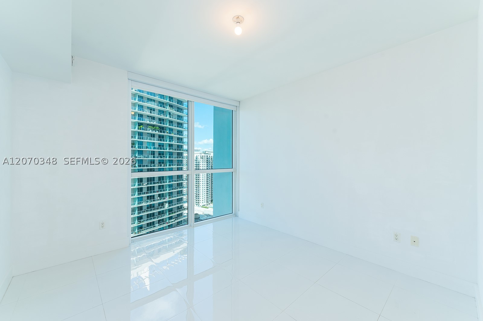 1080 Brickell Ave #3207, Miami FL 33131