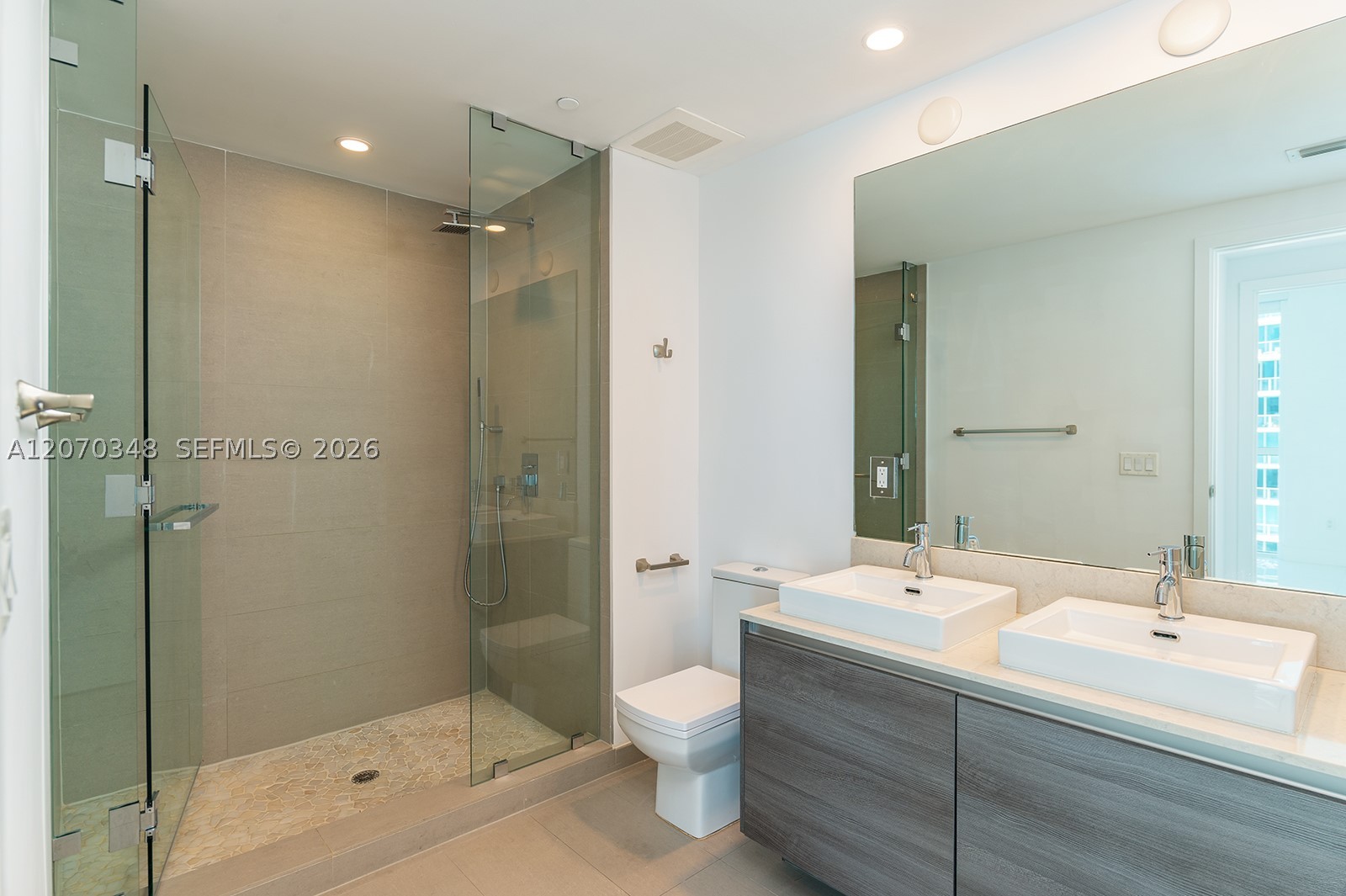 1080 Brickell Ave #3207, Miami FL 33131