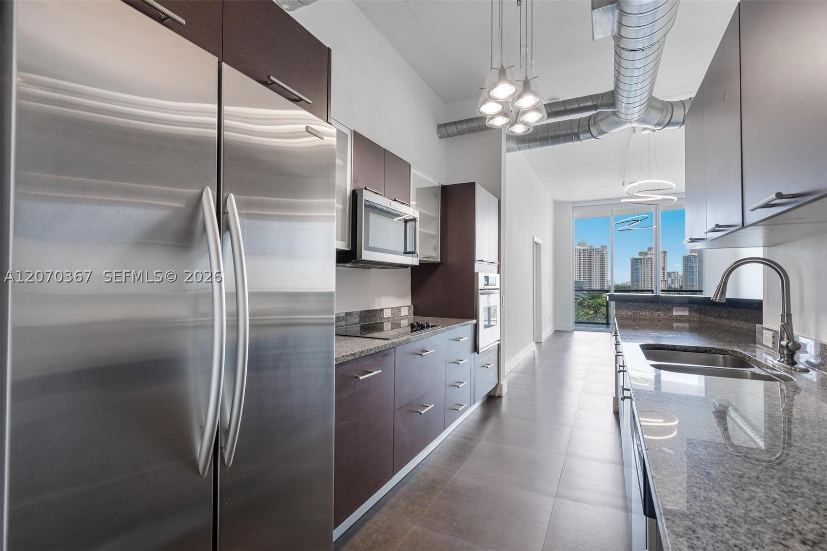 3029 NE 188th St #818, Aventura FL 33180
