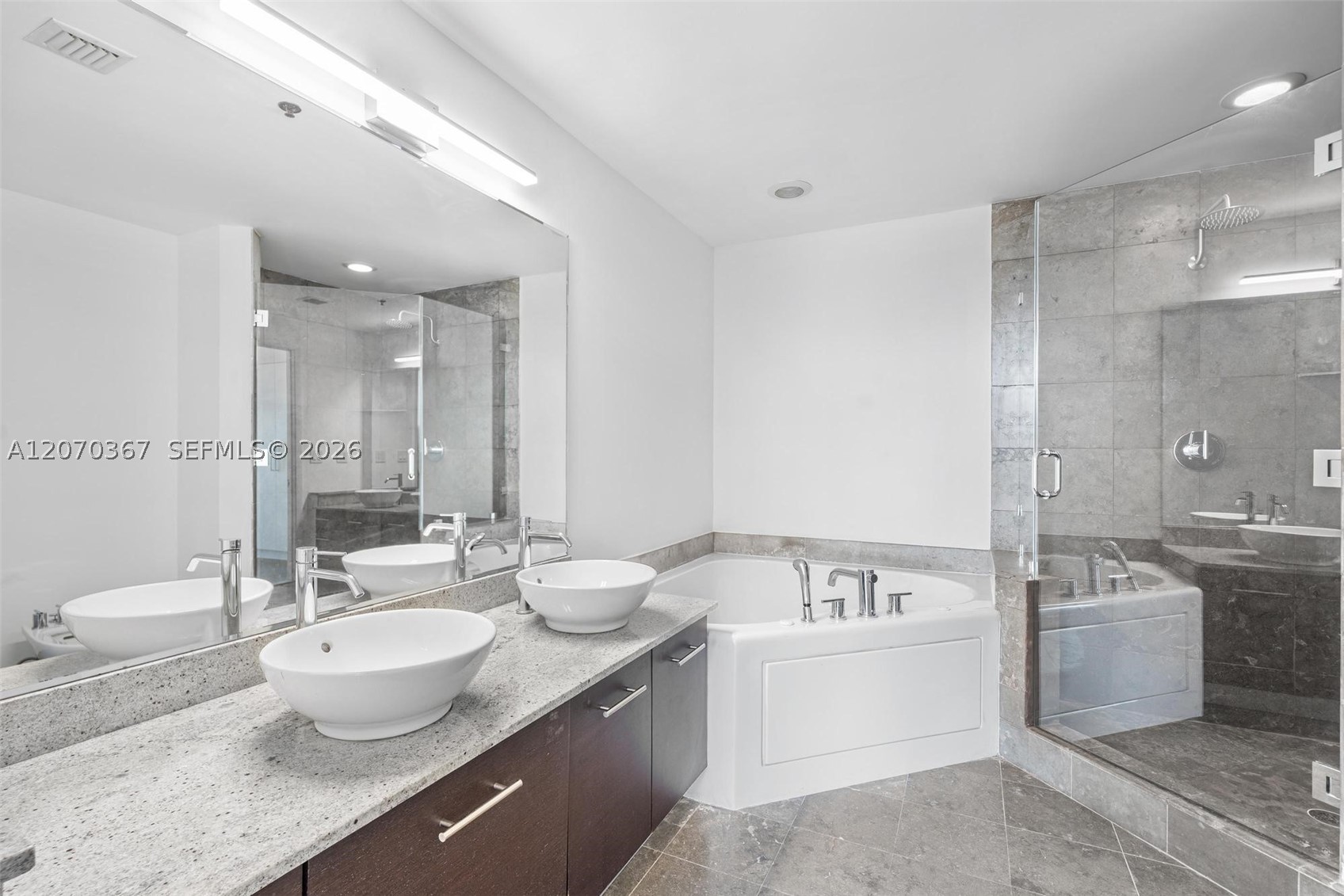 3029 NE 188th St #818, Aventura FL 33180