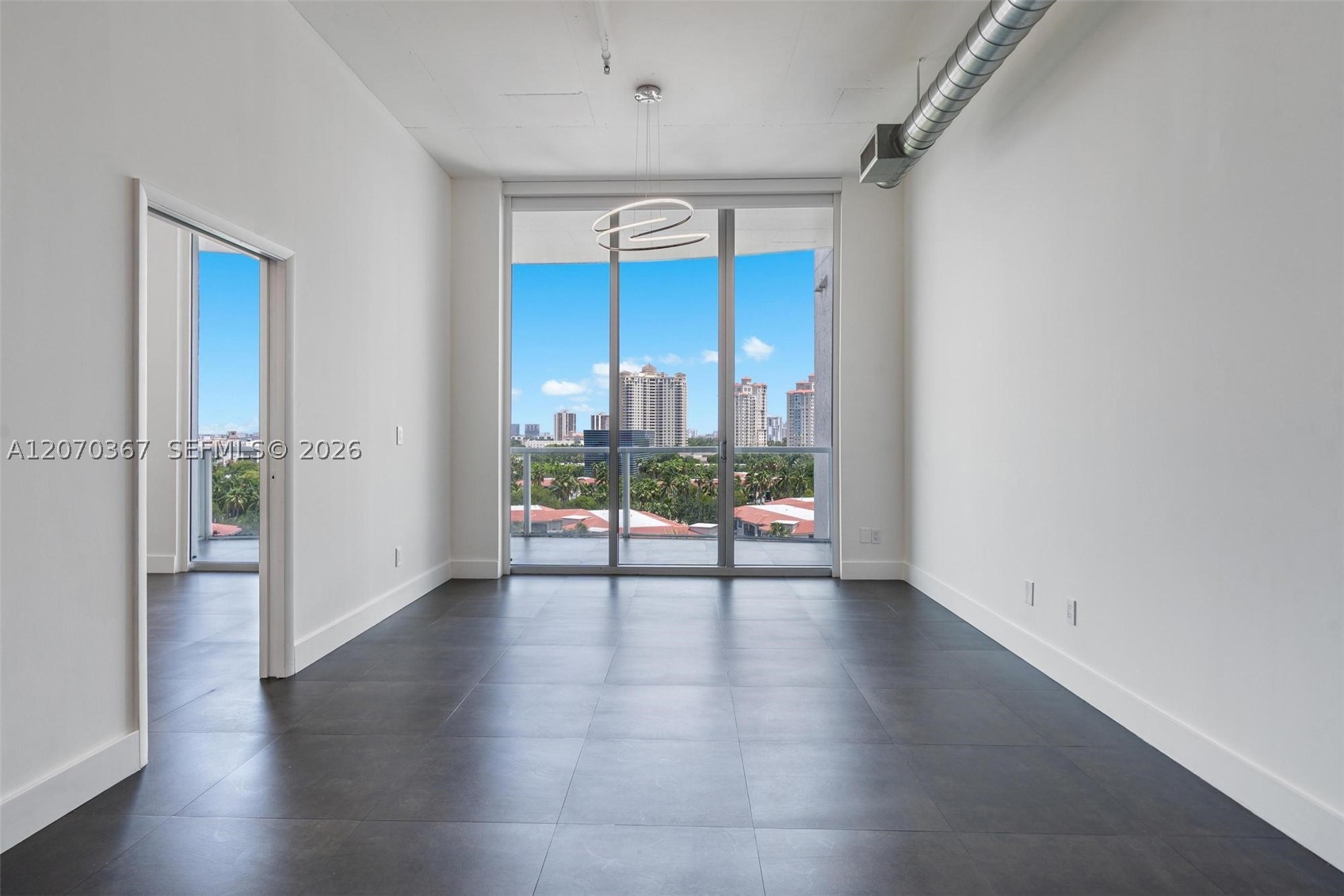 3029 NE 188th St #818, Aventura FL 33180