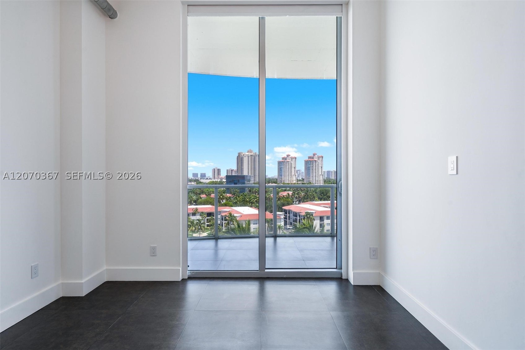 3029 NE 188th St #818, Aventura FL 33180