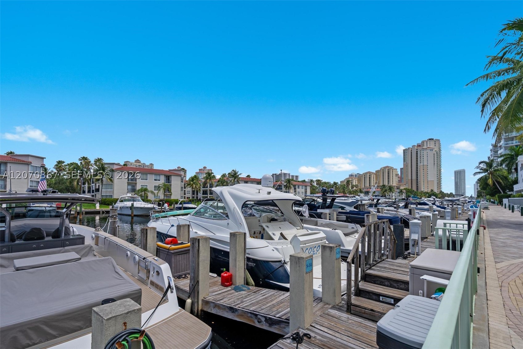 3029 NE 188th St #818, Aventura FL 33180