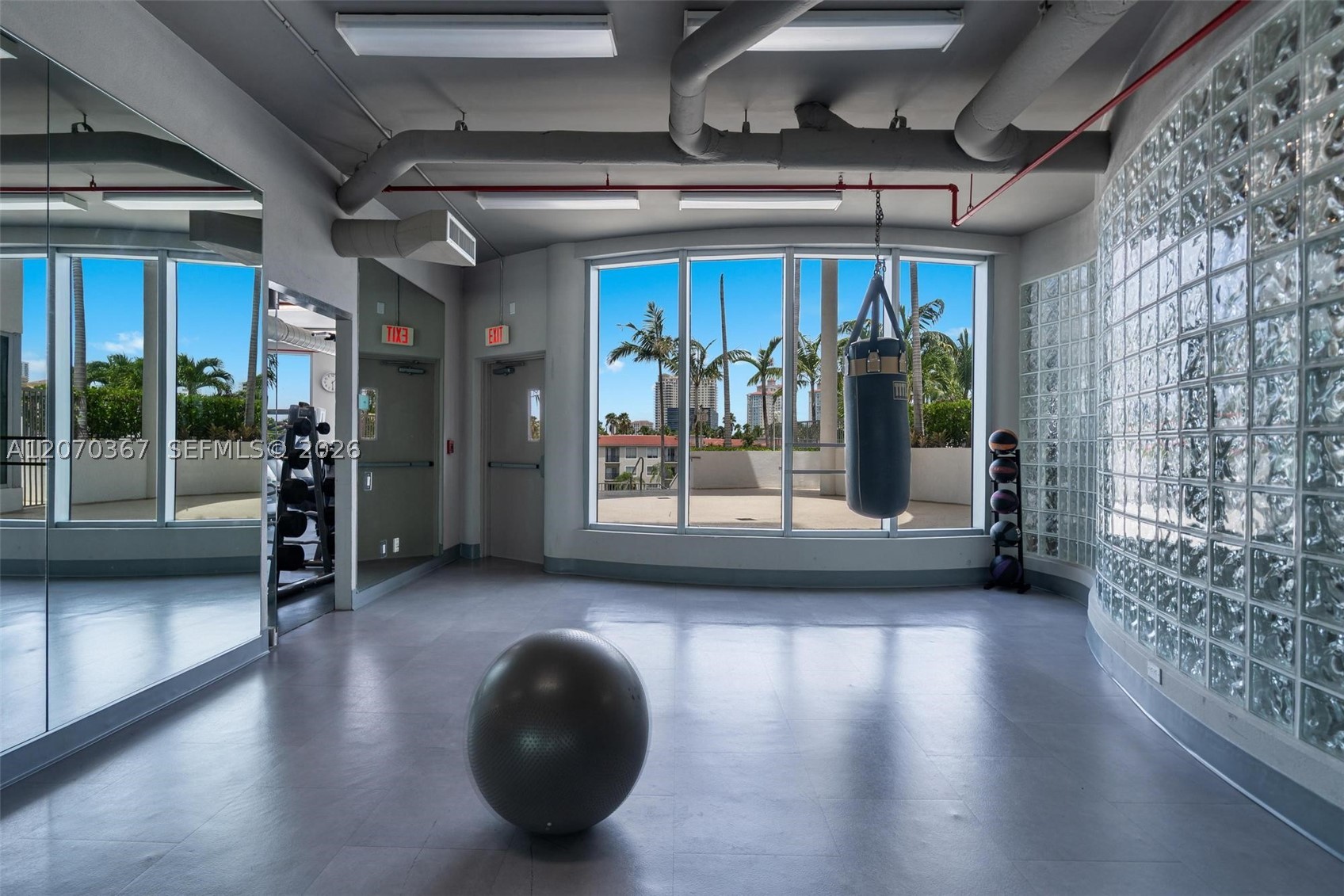 3029 NE 188th St #818, Aventura FL 33180