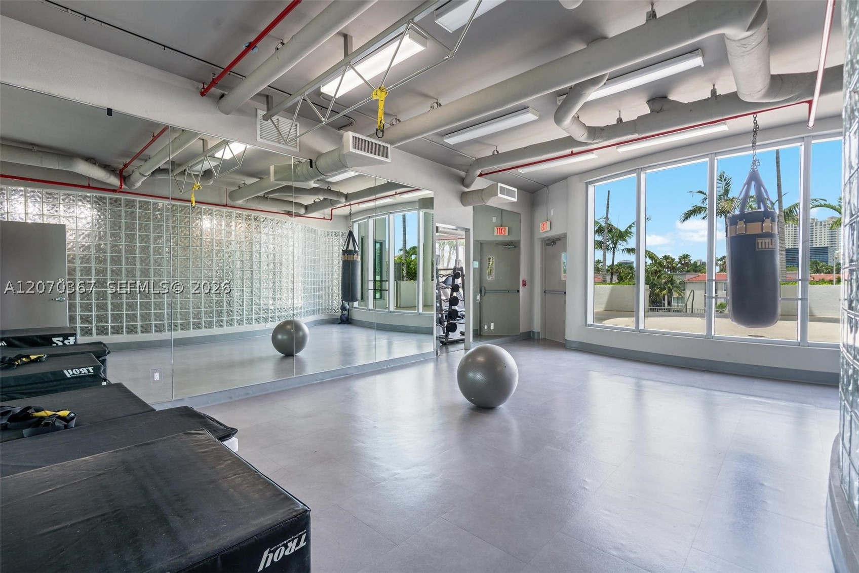 3029 NE 188th St #818, Aventura FL 33180