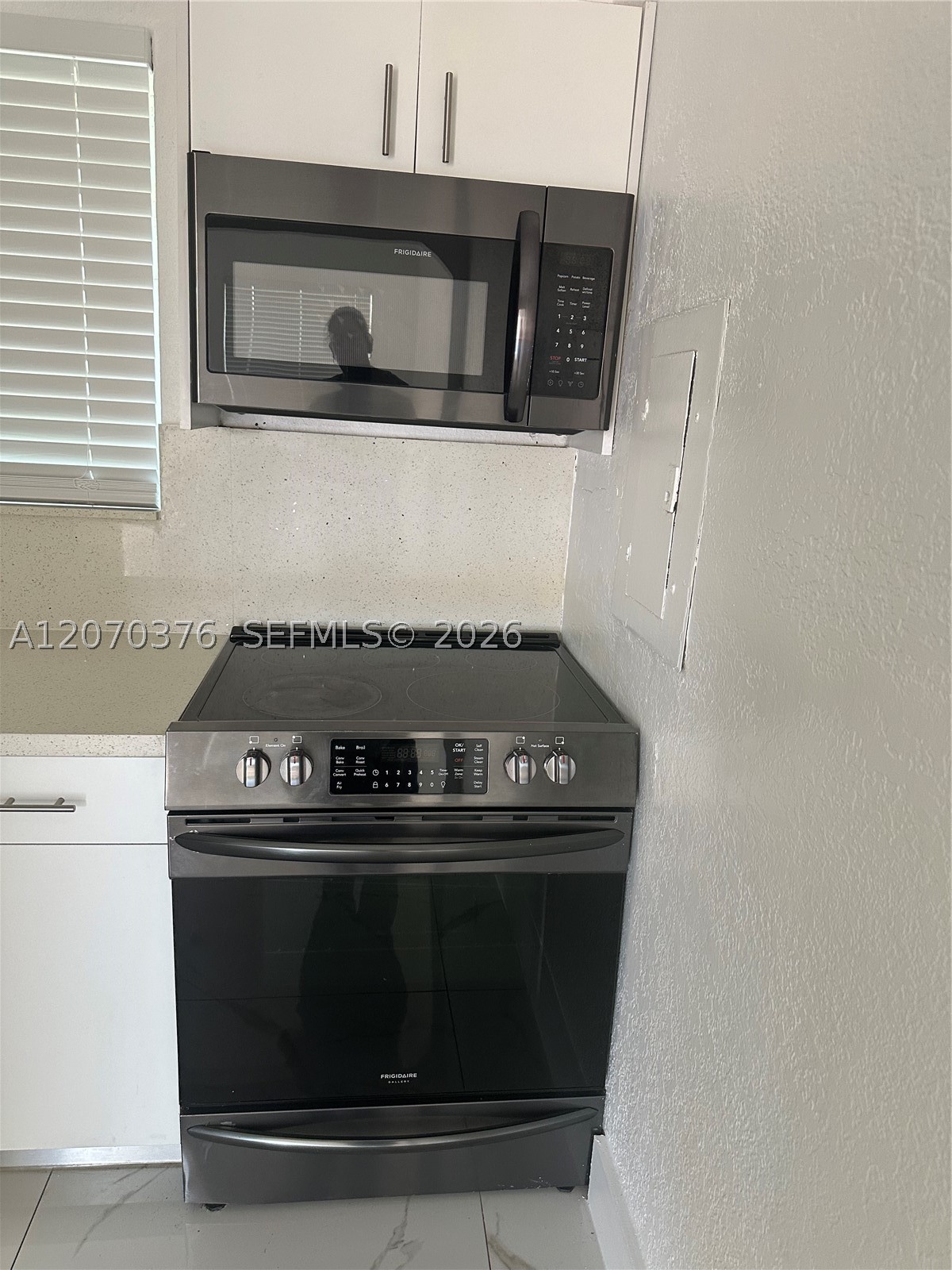 Miami FL 33125 - A12070376