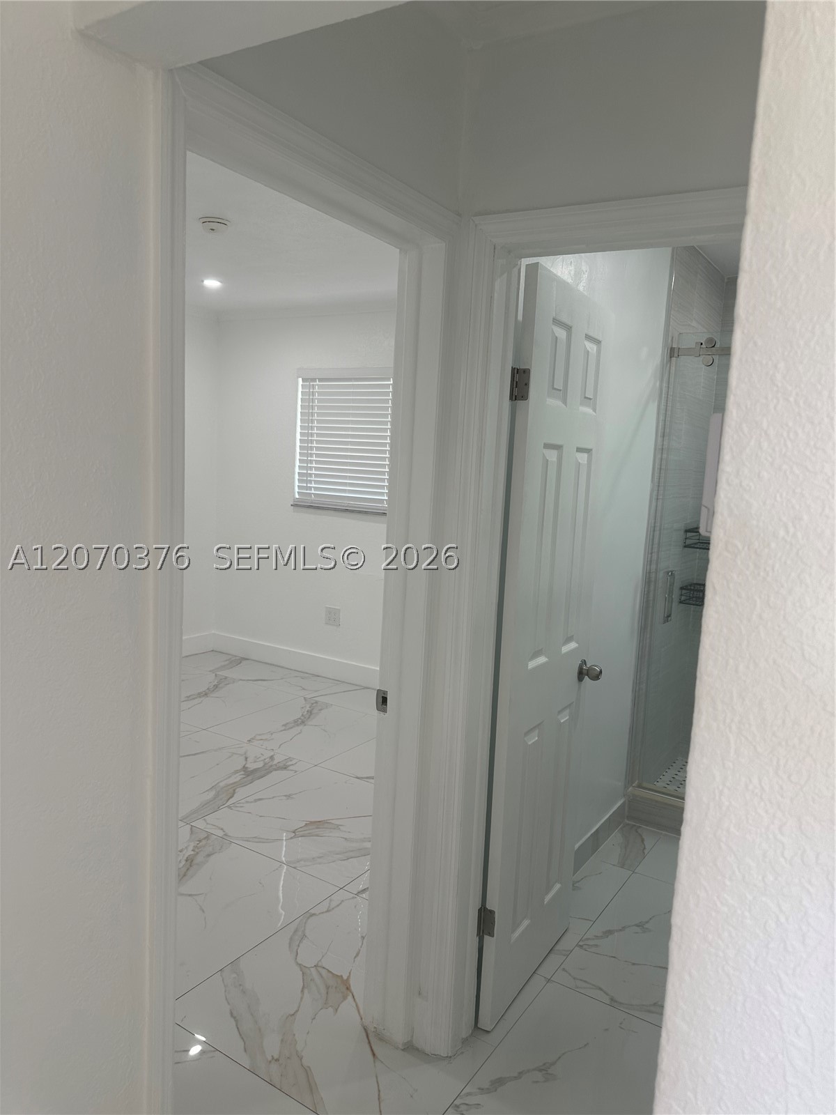 Miami FL 33125 - A12070376