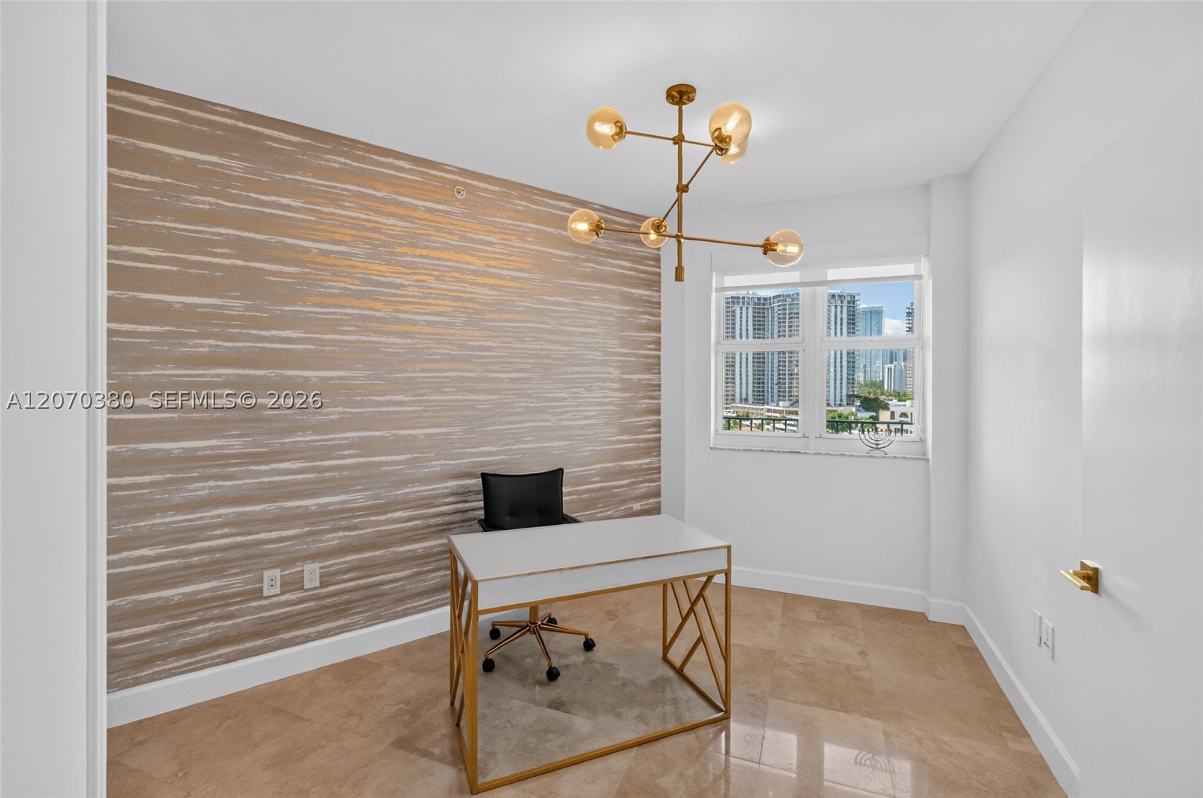 19900 E Country Club Dr #805, Aventura FL 33180