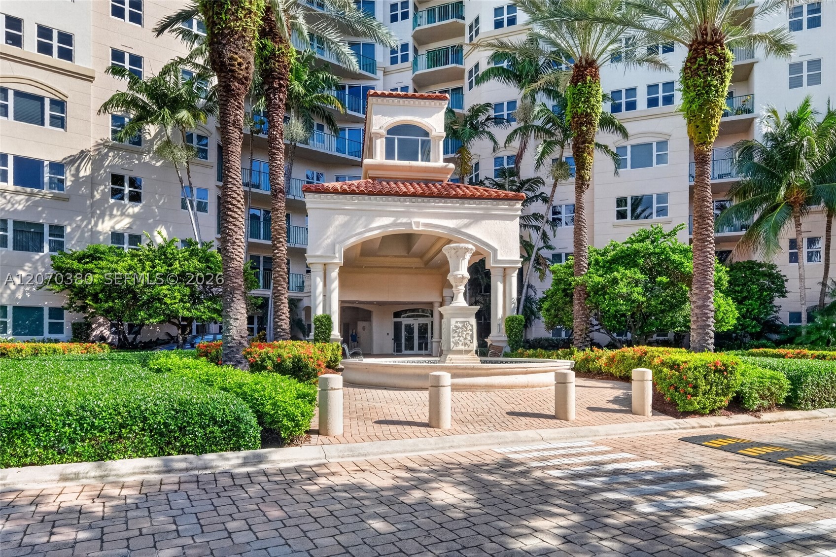 19900 E Country Club Dr #805, Aventura FL 33180