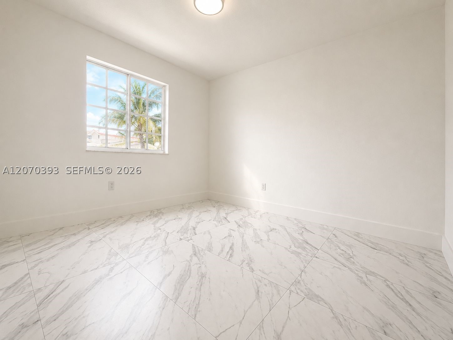 1270 W 42nd St #A103, Hialeah FL 33012