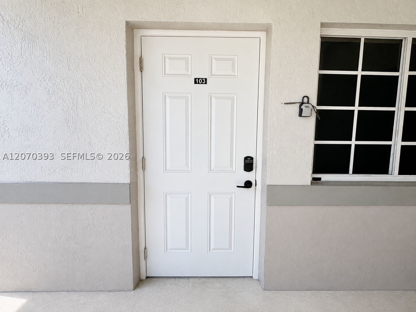 1270 W 42nd St #A103, Hialeah FL 33012