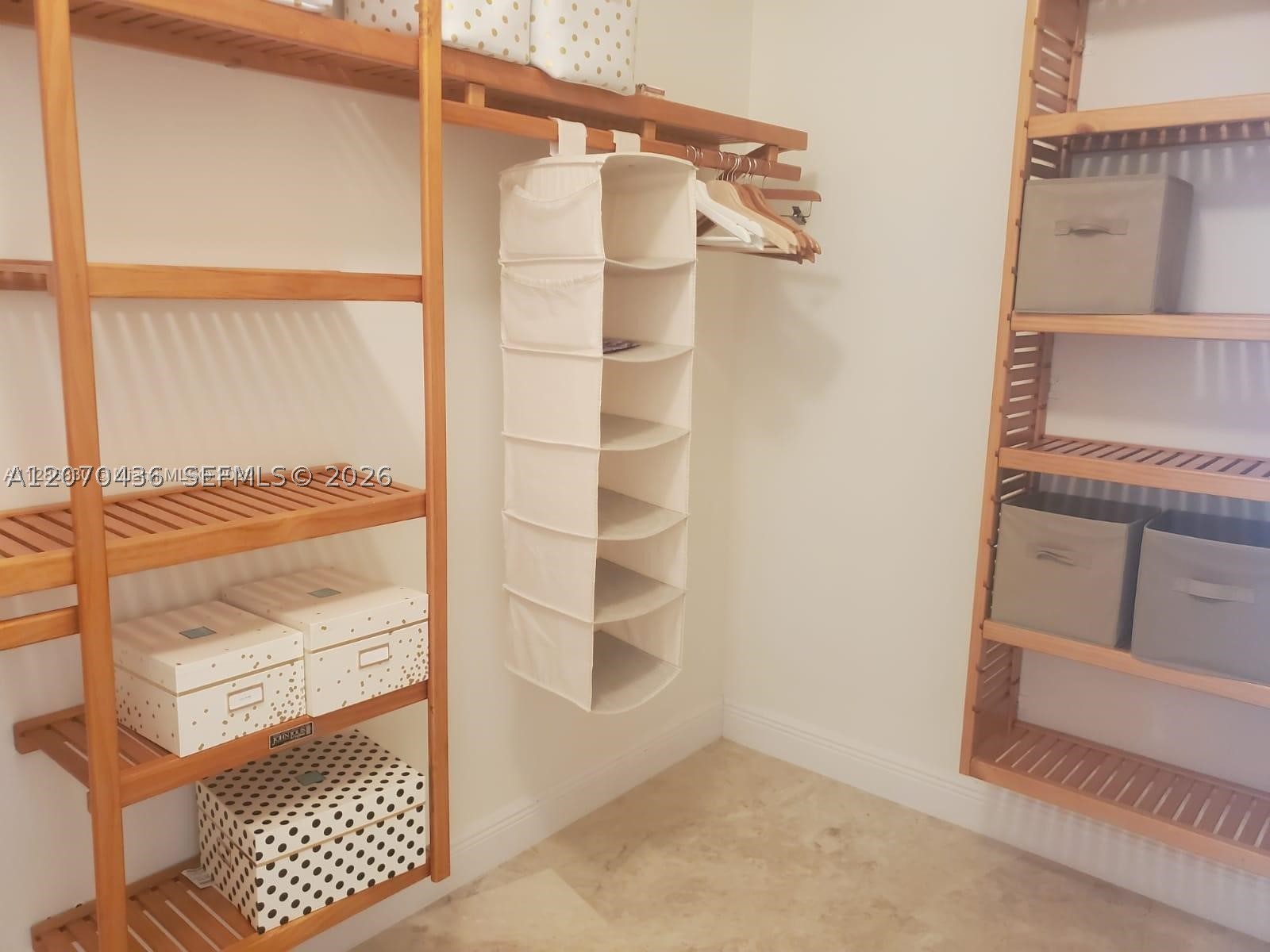 19900 E Country Club Dr #607, Aventura FL 33180
