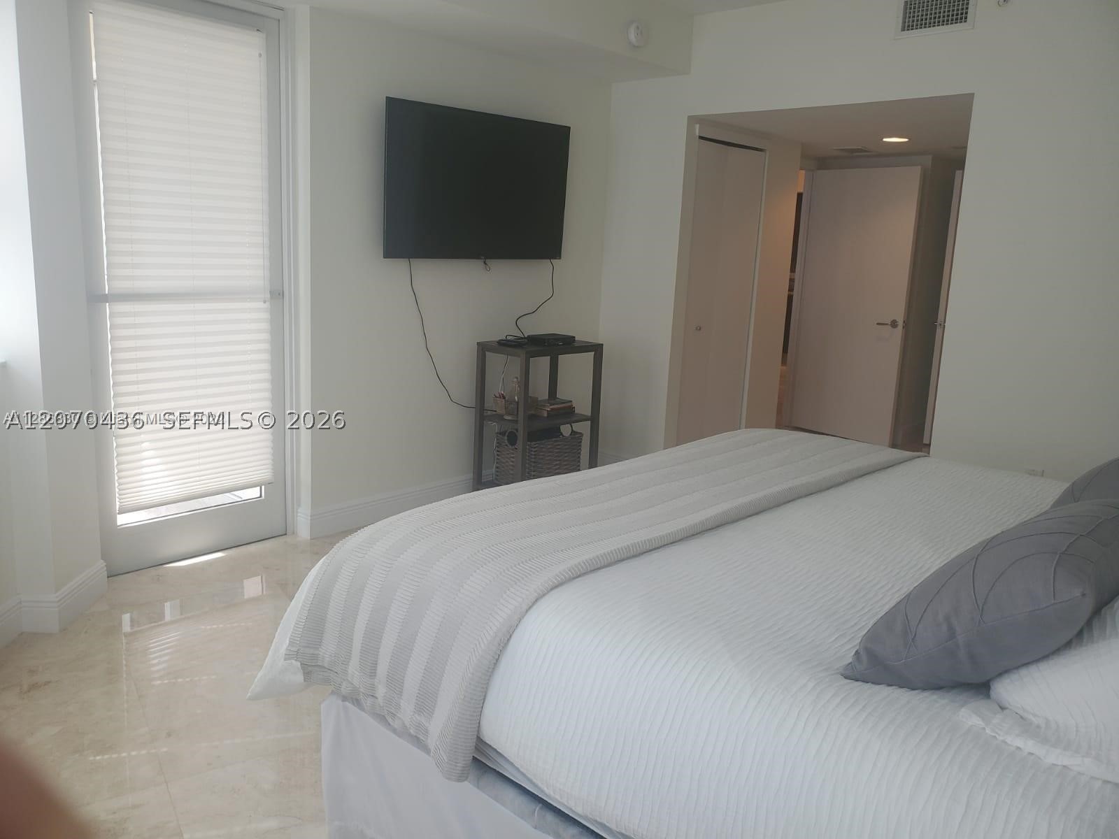19900 E Country Club Dr #607, Aventura FL 33180
