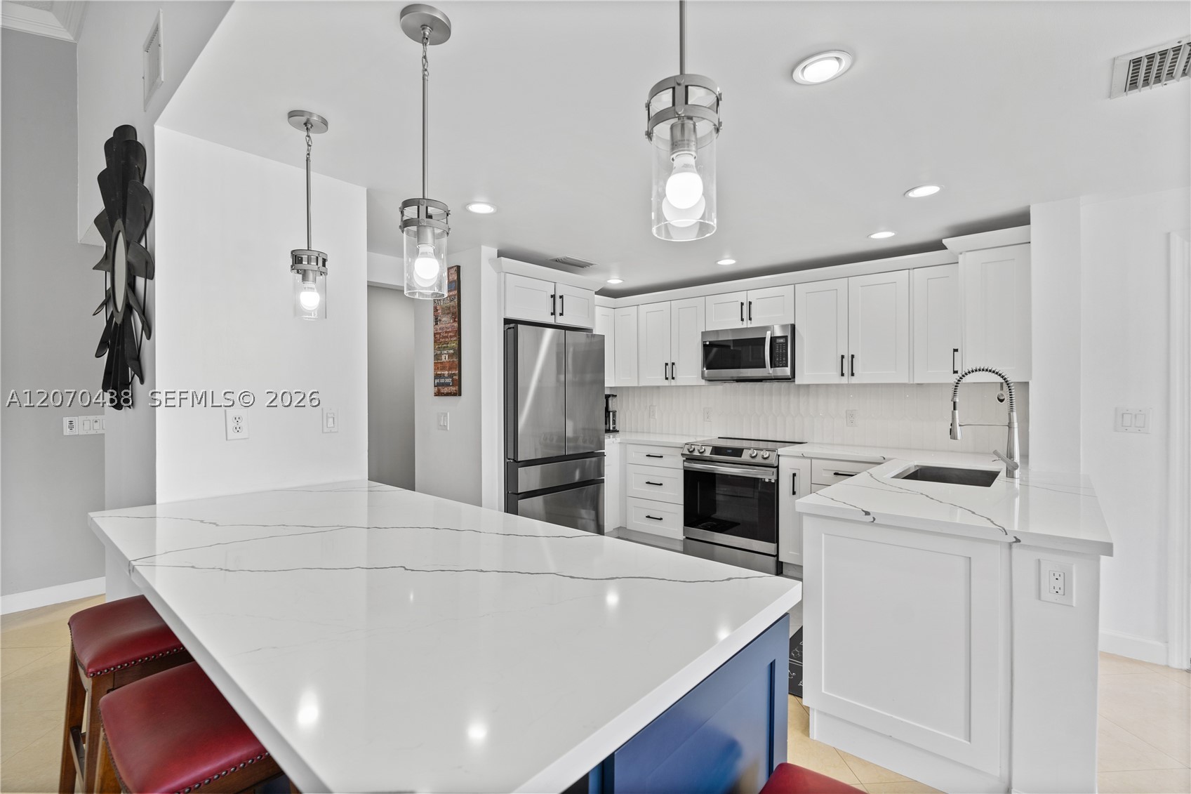 451 NW 194th Ave, Pembroke Pines FL 33029