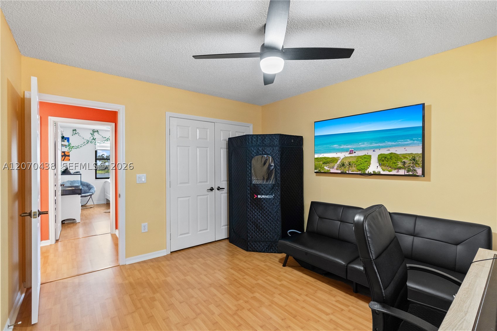 451 NW 194th Ave, Pembroke Pines FL 33029