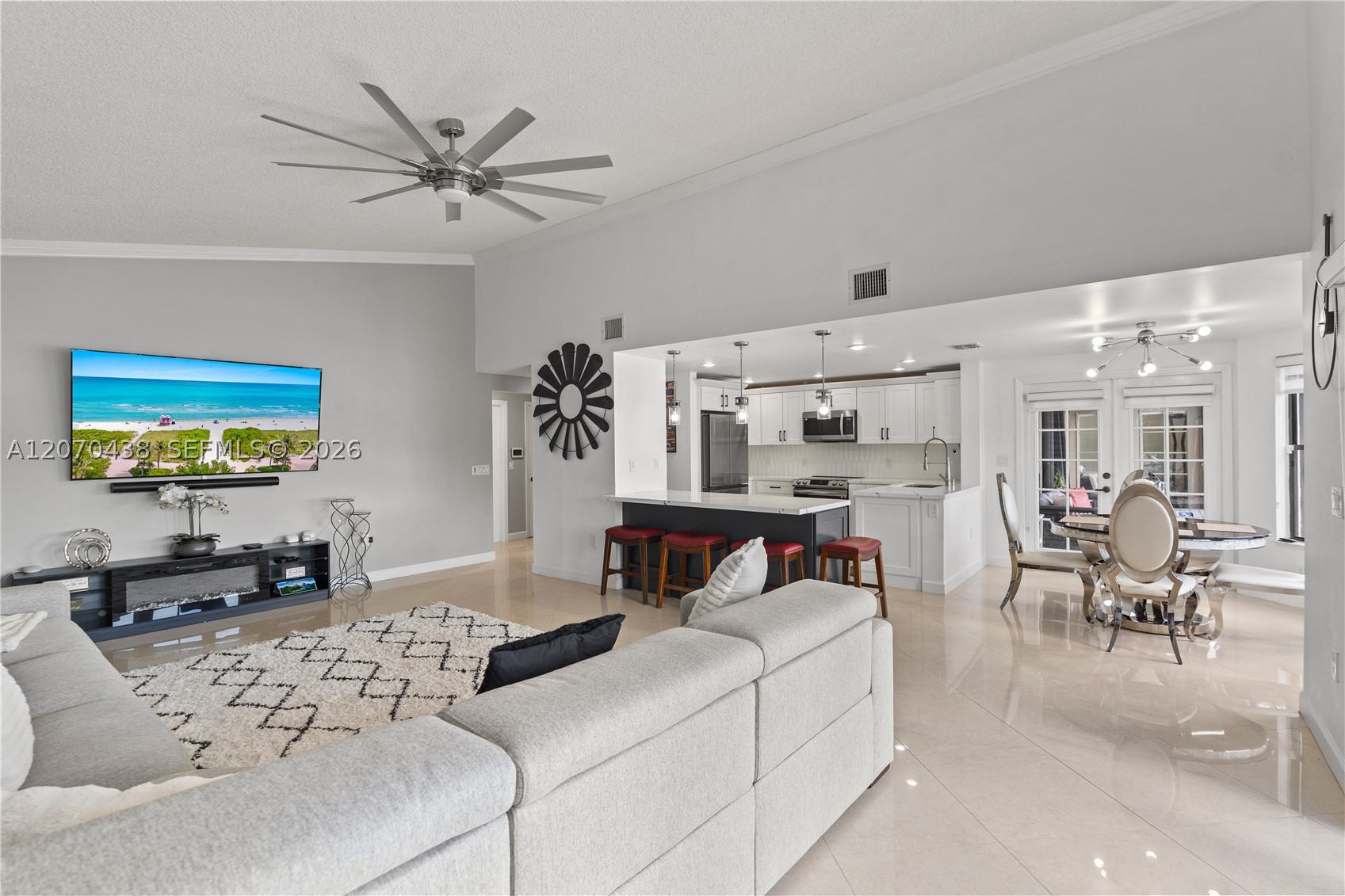451 NW 194th Ave, Pembroke Pines FL 33029