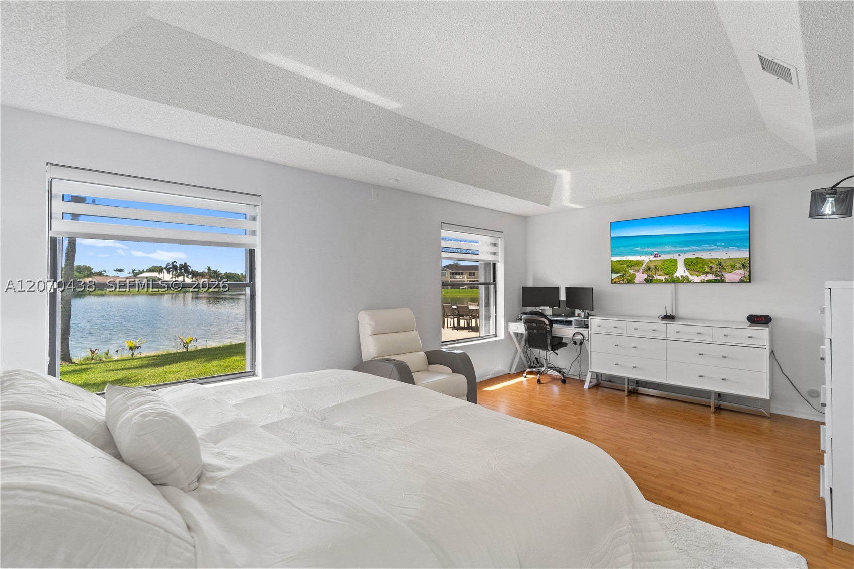 451 NW 194th Ave, Pembroke Pines FL 33029
