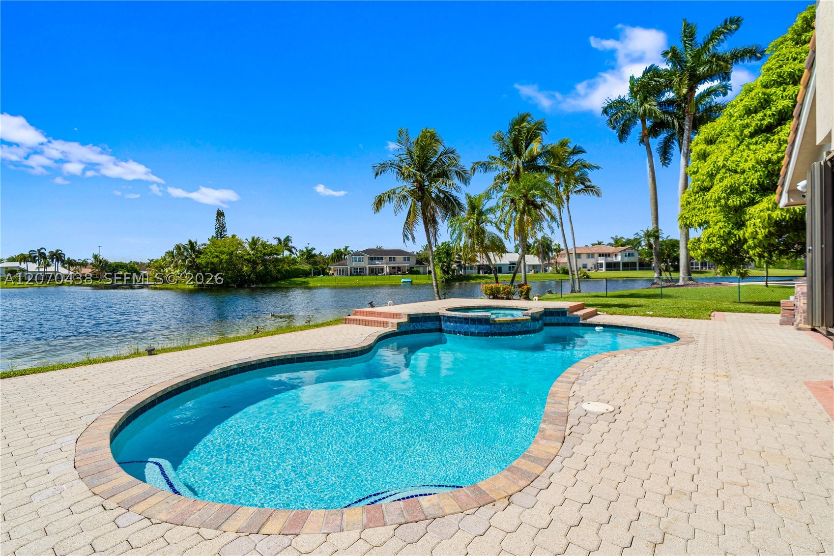 451 NW 194th Ave, Pembroke Pines FL 33029