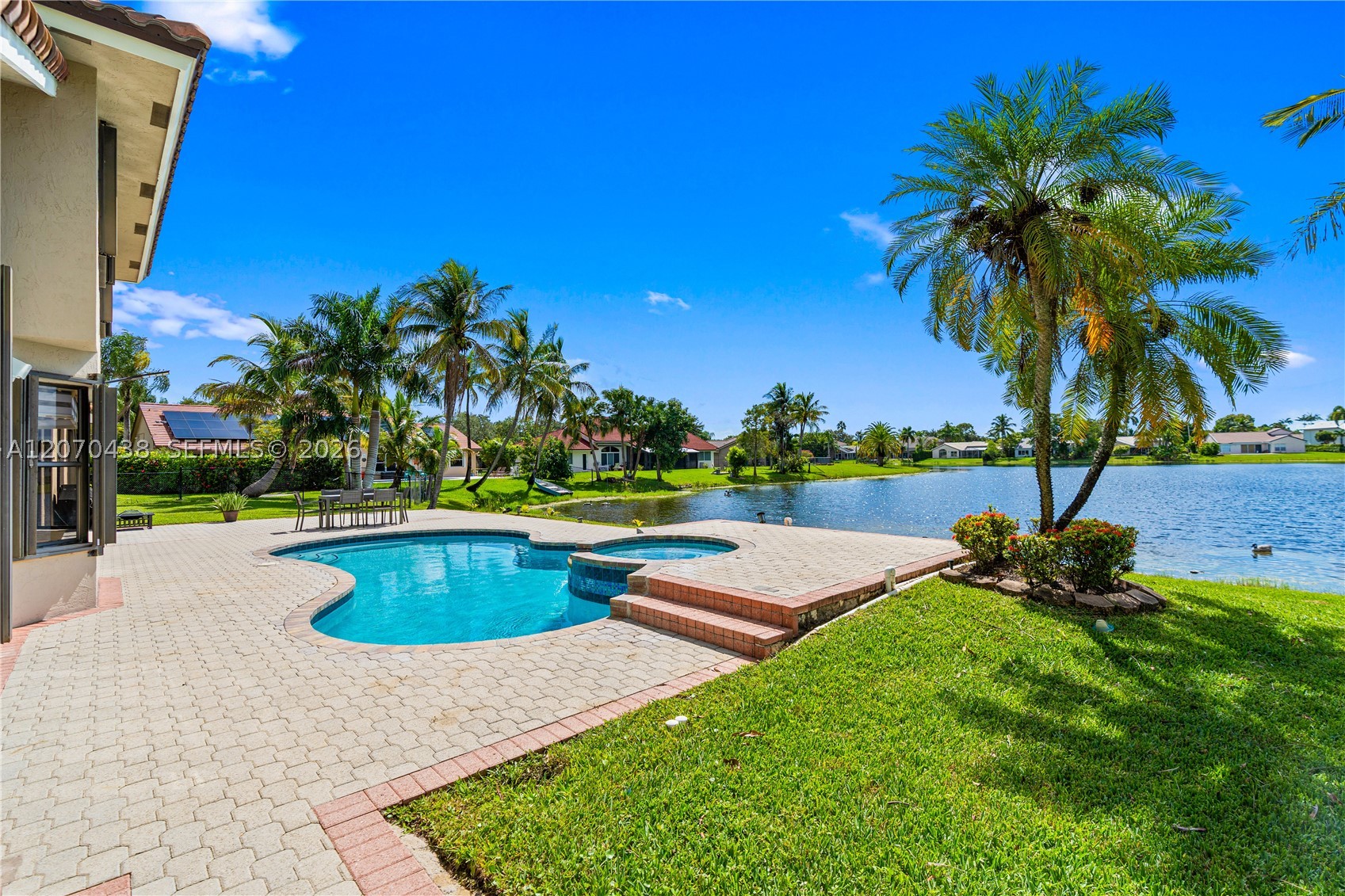 451 NW 194th Ave, Pembroke Pines FL 33029