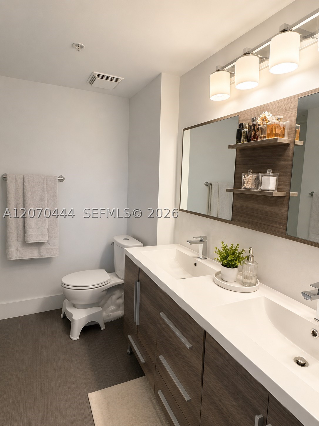 1627 SW 37th Ave #1106, Miami FL 33145