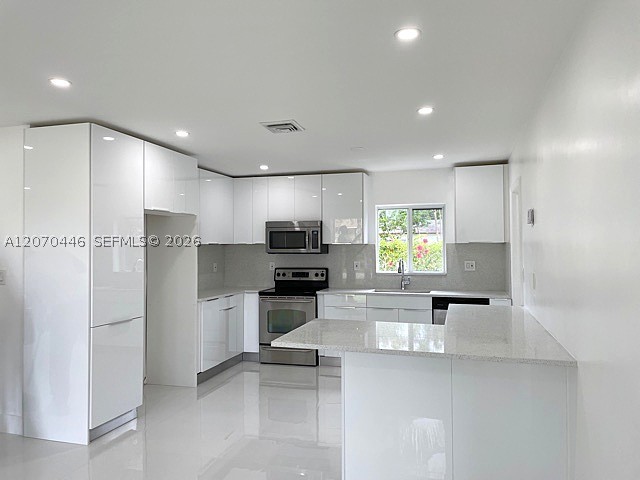 15900 SW 102nd Ave #0, Miami FL 33157