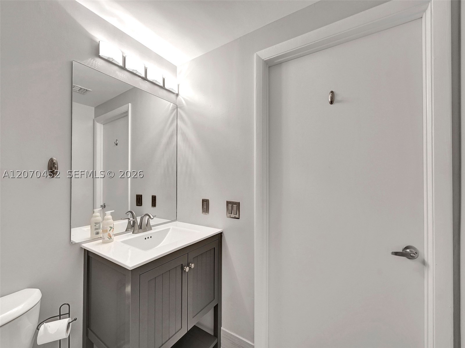 2475 Brickell Ave #804, Miami FL 33129