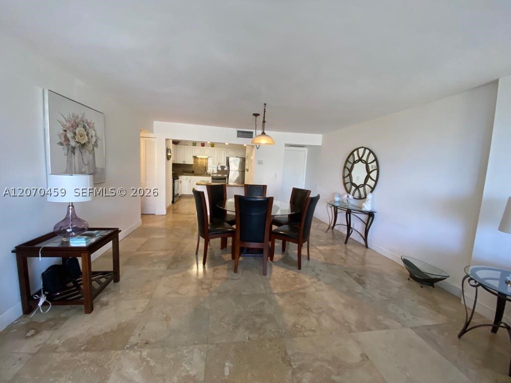 2101 S Ocean Dr #501, Hollywood FL 33019