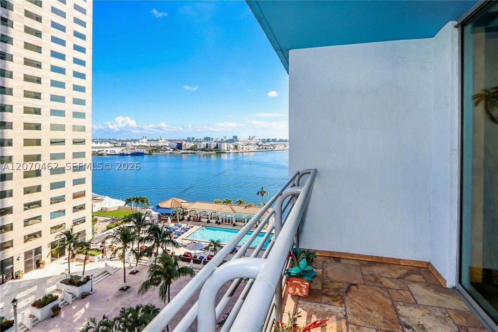 335 S Biscayne Blvd #1500, Miami FL 33131