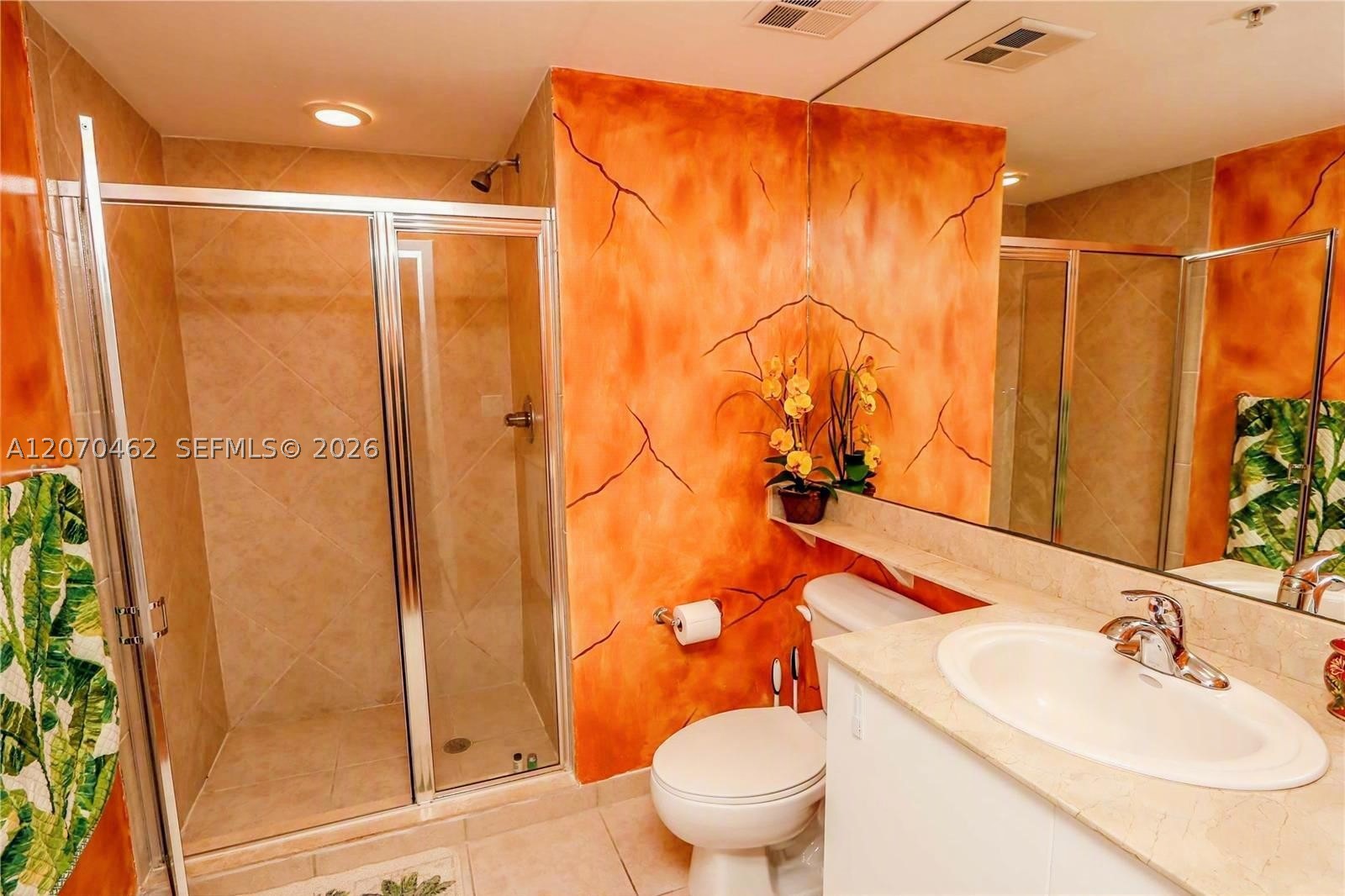335 S Biscayne Blvd #1500, Miami FL 33131