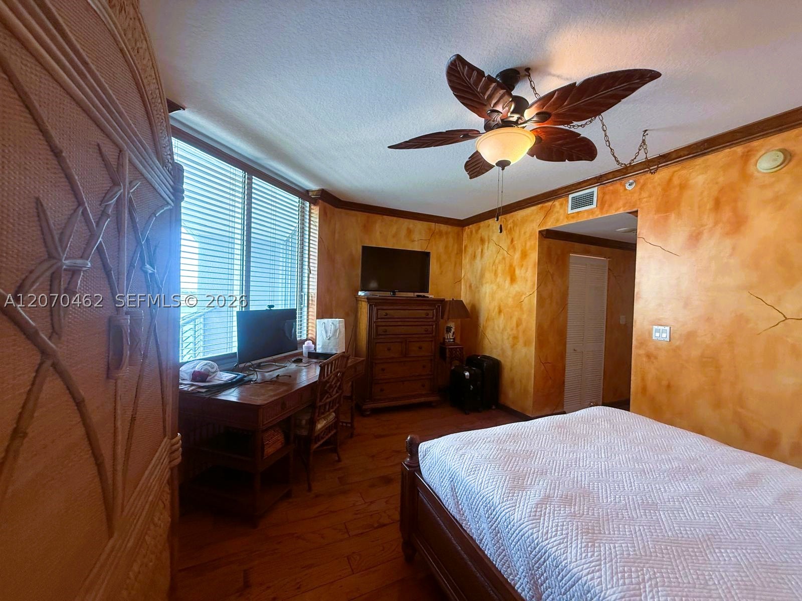 335 S Biscayne Blvd #1500, Miami FL 33131