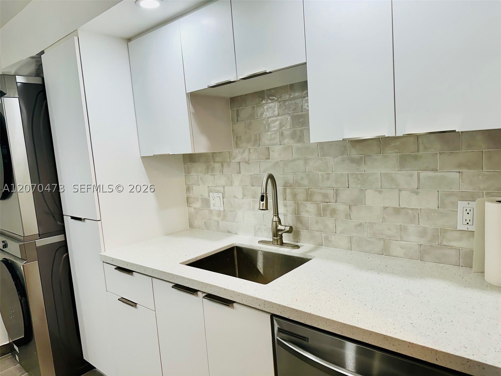 7915 SW 86th St #704, Miami FL 33143